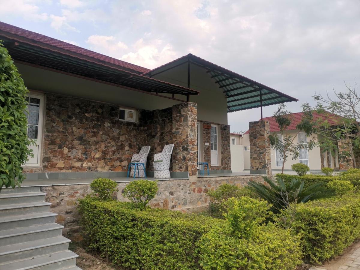 Astroport Sariska Treetop By Eight Continents Tehla ภายนอก รูปภาพ